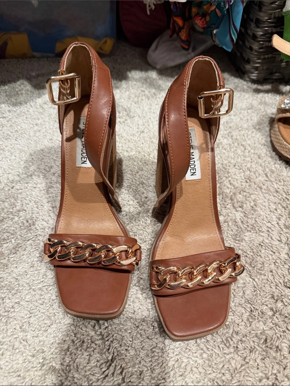 Steve Madden Tan Leather Block Heel Sandals with Gold Chain